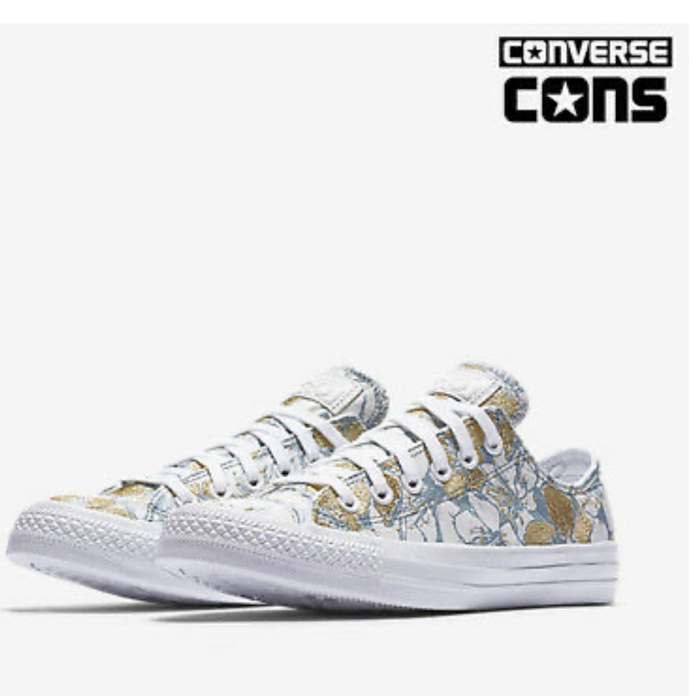 Pat Bo Converse size 6.5